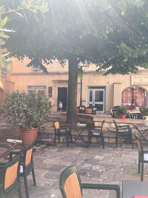 Grasse : Centre Ville Superbe Appartement 2 Chambres Zewnętrze zdjęcie